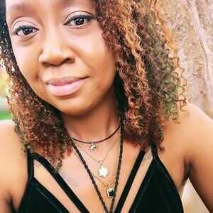 Meet your Posher, Khalidah